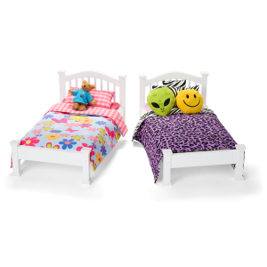 Isabel™ & Nicki’s™ Twin Beds Bundle (Historical Characters)