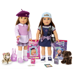 ’90s Twins Isabel™ & Nicki™ Gift Set (Historical Characters)