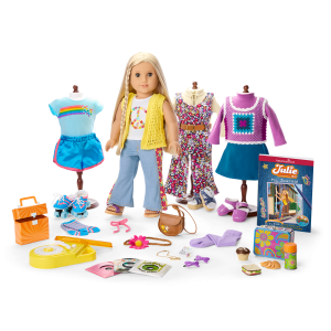 Julie’s™ Sunny ’70s Gift Set (Historical Characters)